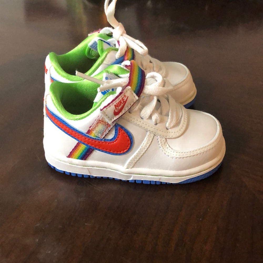 Toddlers Nike sneakers